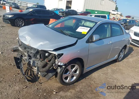 2011 Toyota Corolla S z USA, uszkodzony, nr VIN 2T1BU4EE3BC607558